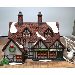 Dept 56 5555-7 Ashbury Inn Dickens Heritage Village